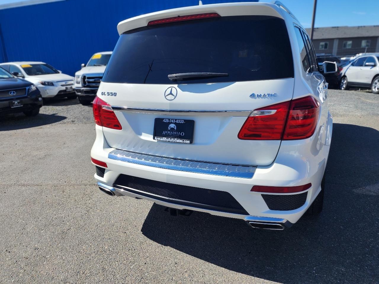 Mercedes-Benz GL 4MATIC 4dr GL 550 2016