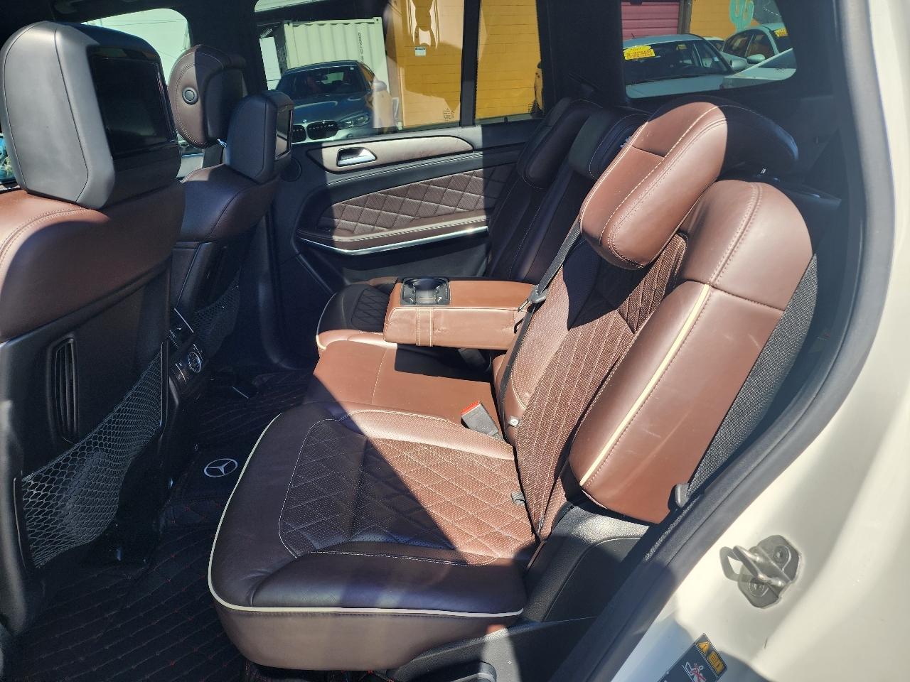 Mercedes-Benz GL 4MATIC 4dr GL 550 2016