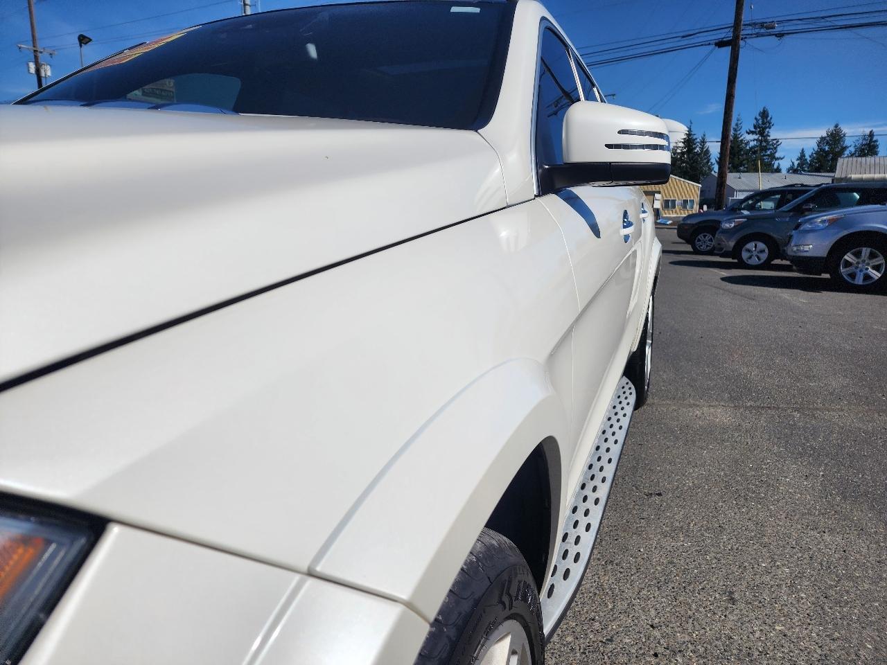 Mercedes-Benz GL 4MATIC 4dr GL 550 2016