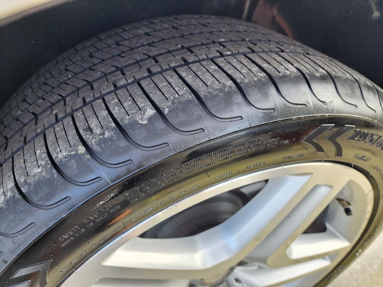 Mercedes-Benz GL 4MATIC 4dr GL 550 2016