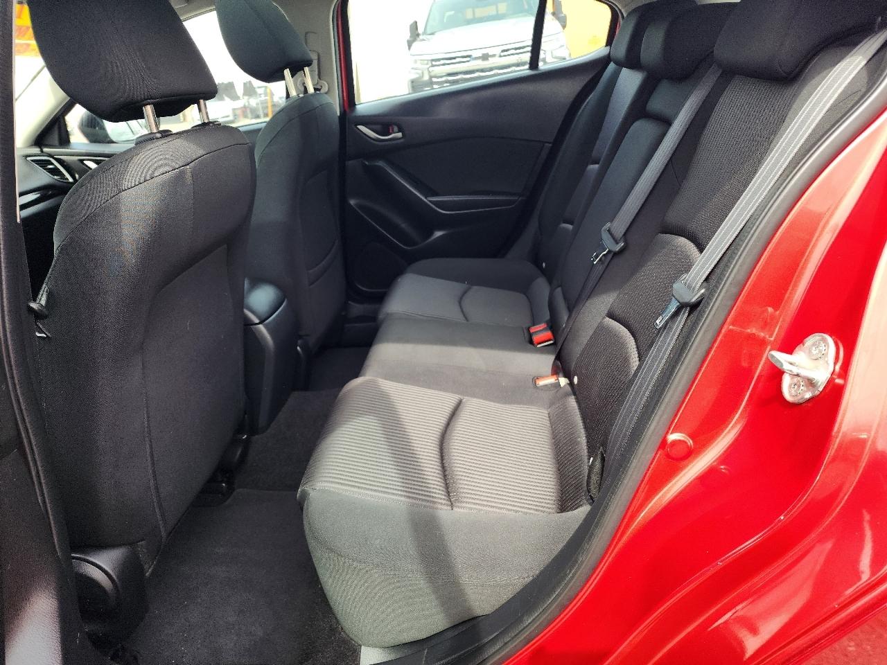 Mazda MAZDA3 i Touring 2016