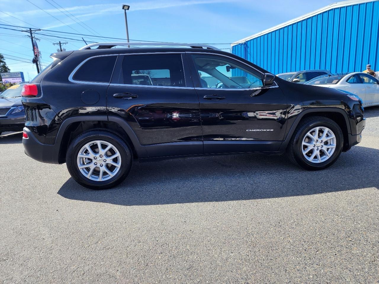 Jeep Cherokee Latitude FWD 2018