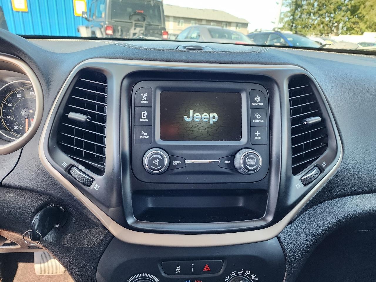 Jeep Cherokee Latitude FWD 2018