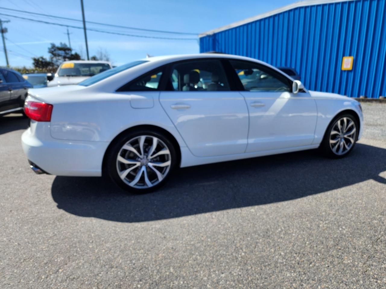 Audi A6 2.0T Premium Plus quattro 2013