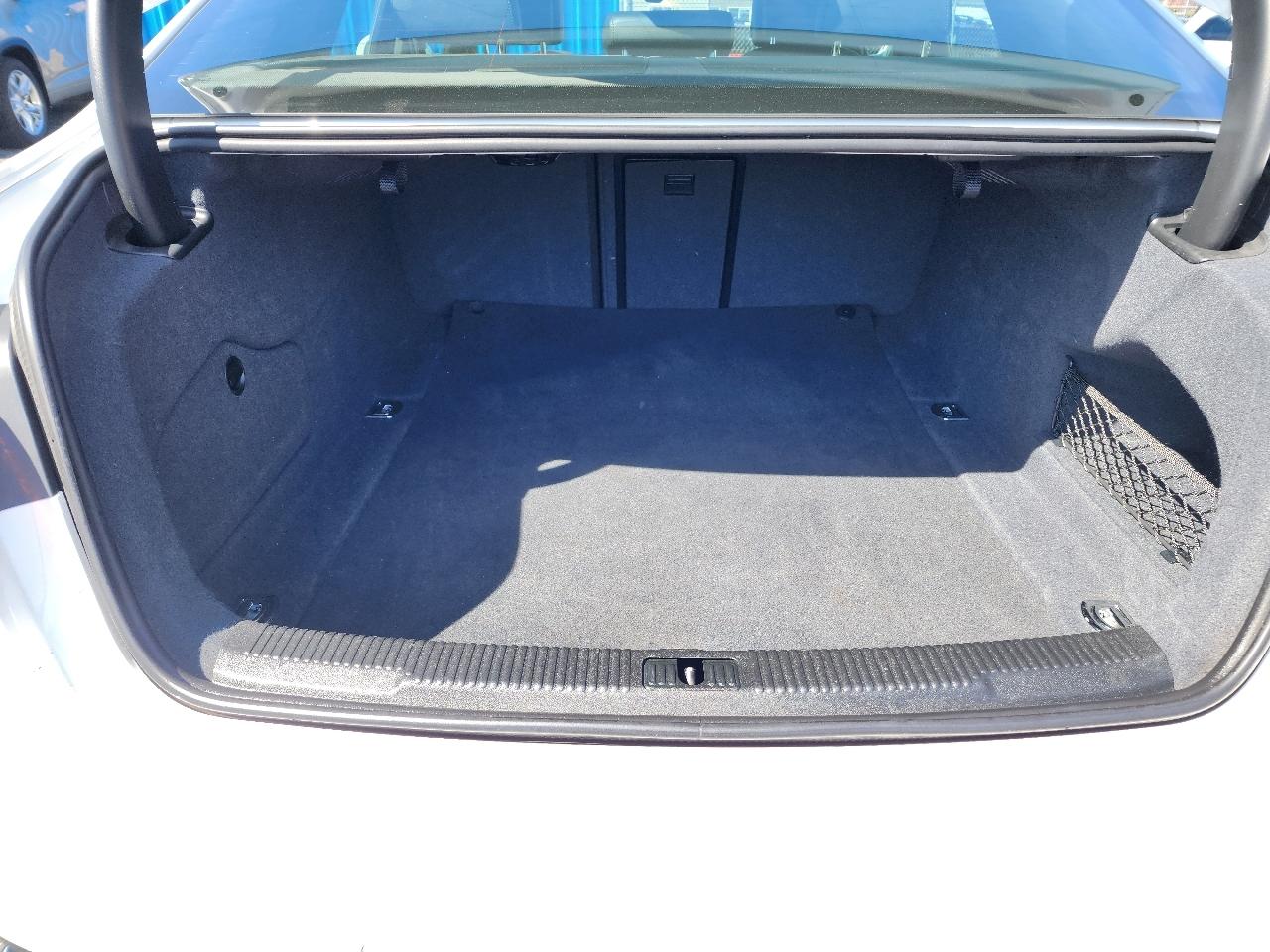 Audi A6 2.0T Premium Plus quattro 2013