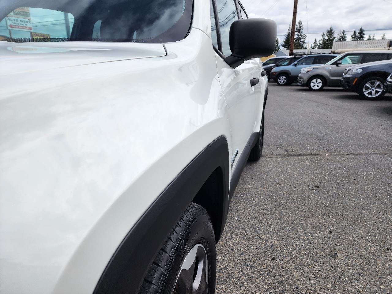 Jeep Renegade FWD 4dr Sport 2015