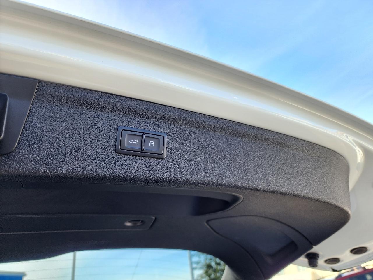 Audi Q3 quattro 4dr 2.0T Premium Plus 2015