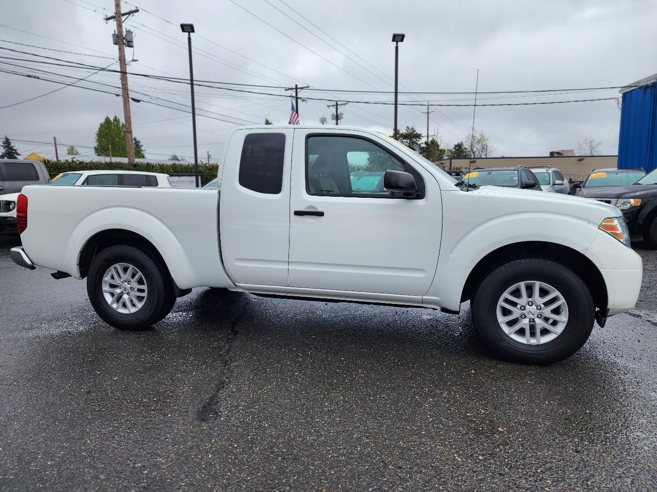 Nissan Frontier  2016