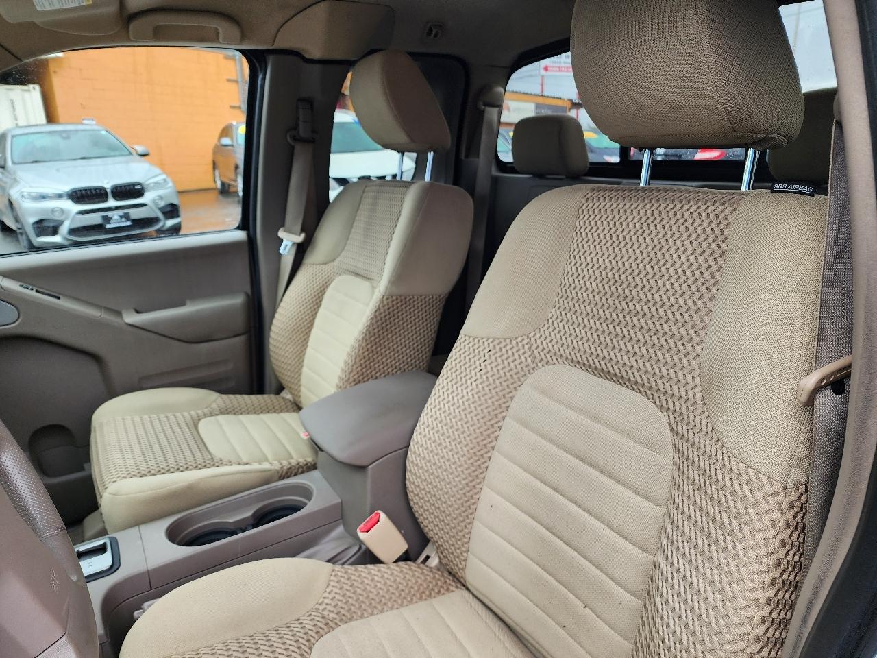 Nissan Frontier  2016