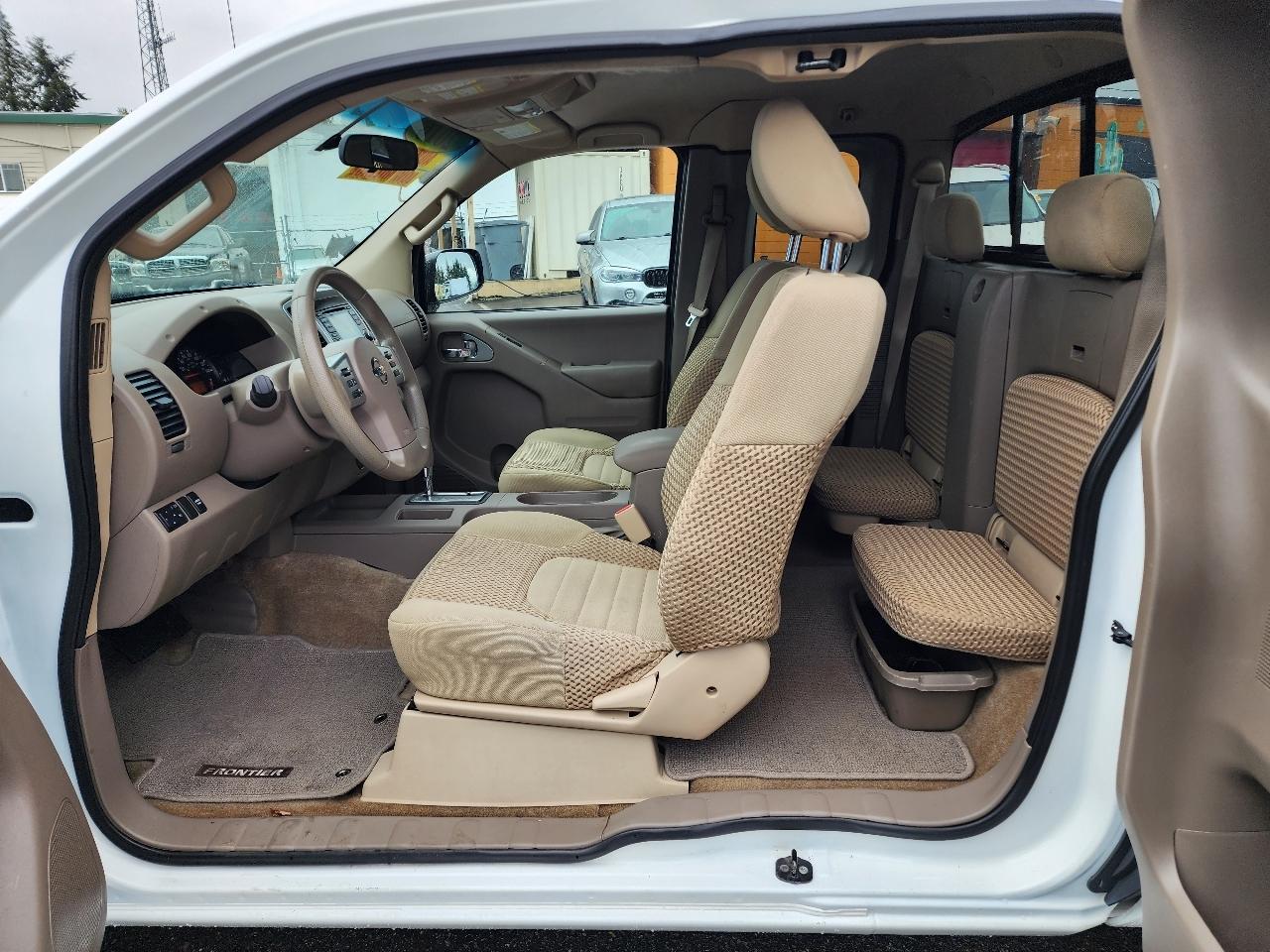 Nissan Frontier  2016