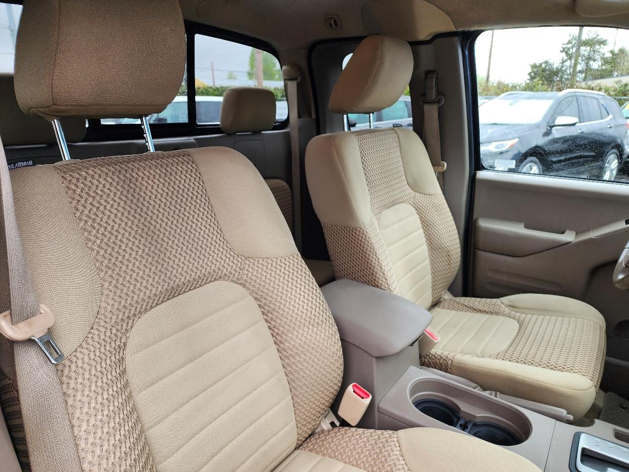 Nissan Frontier  2016