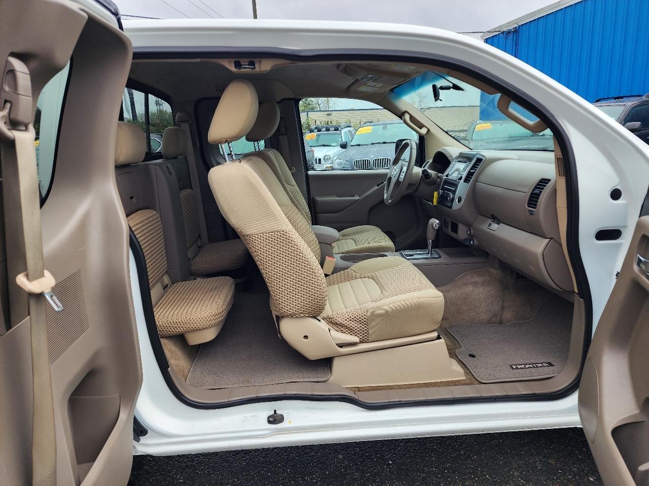 Nissan Frontier  2016