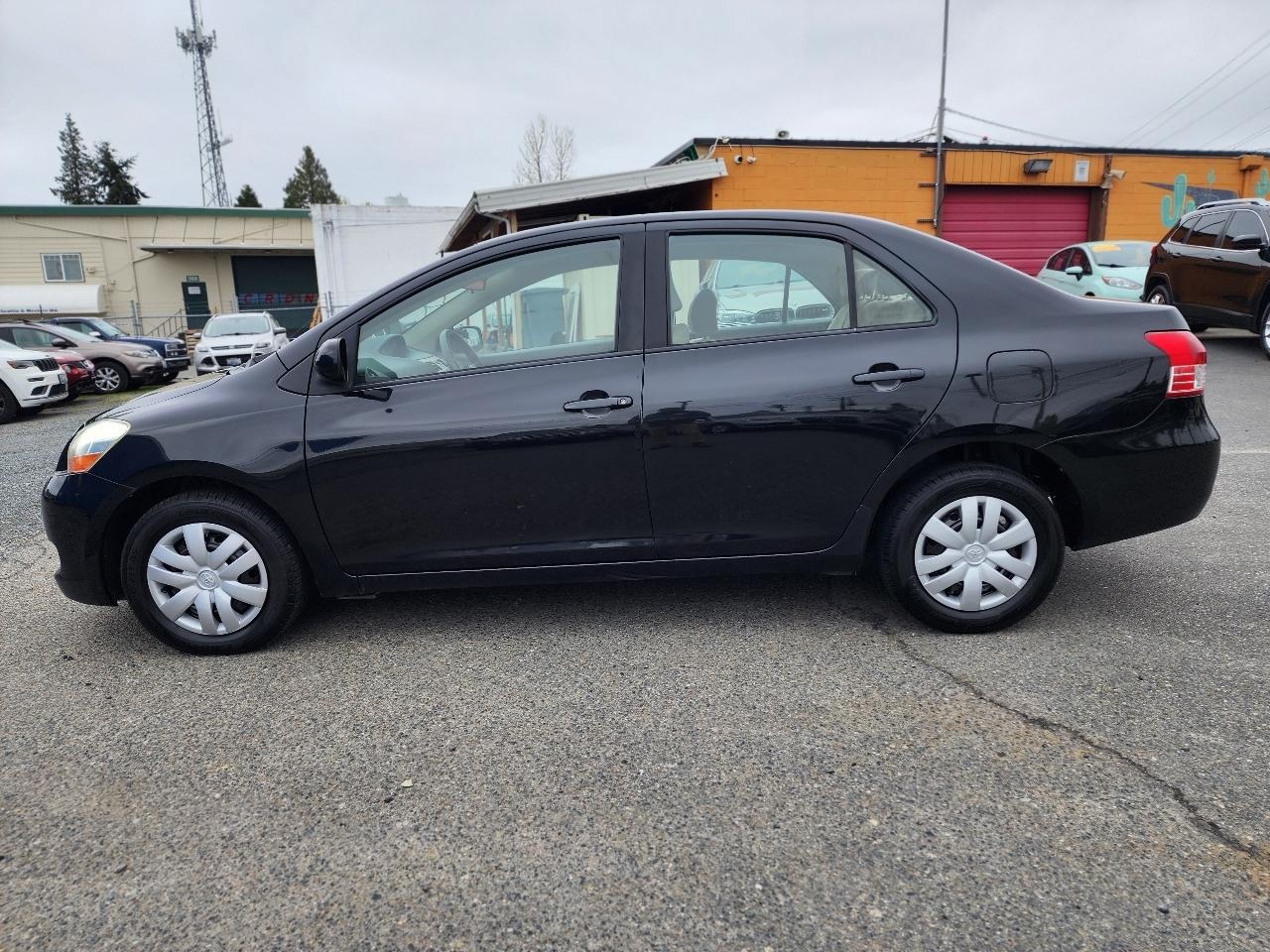 Toyota Yaris 4dr Sdn Auto Base (Natl) 2007