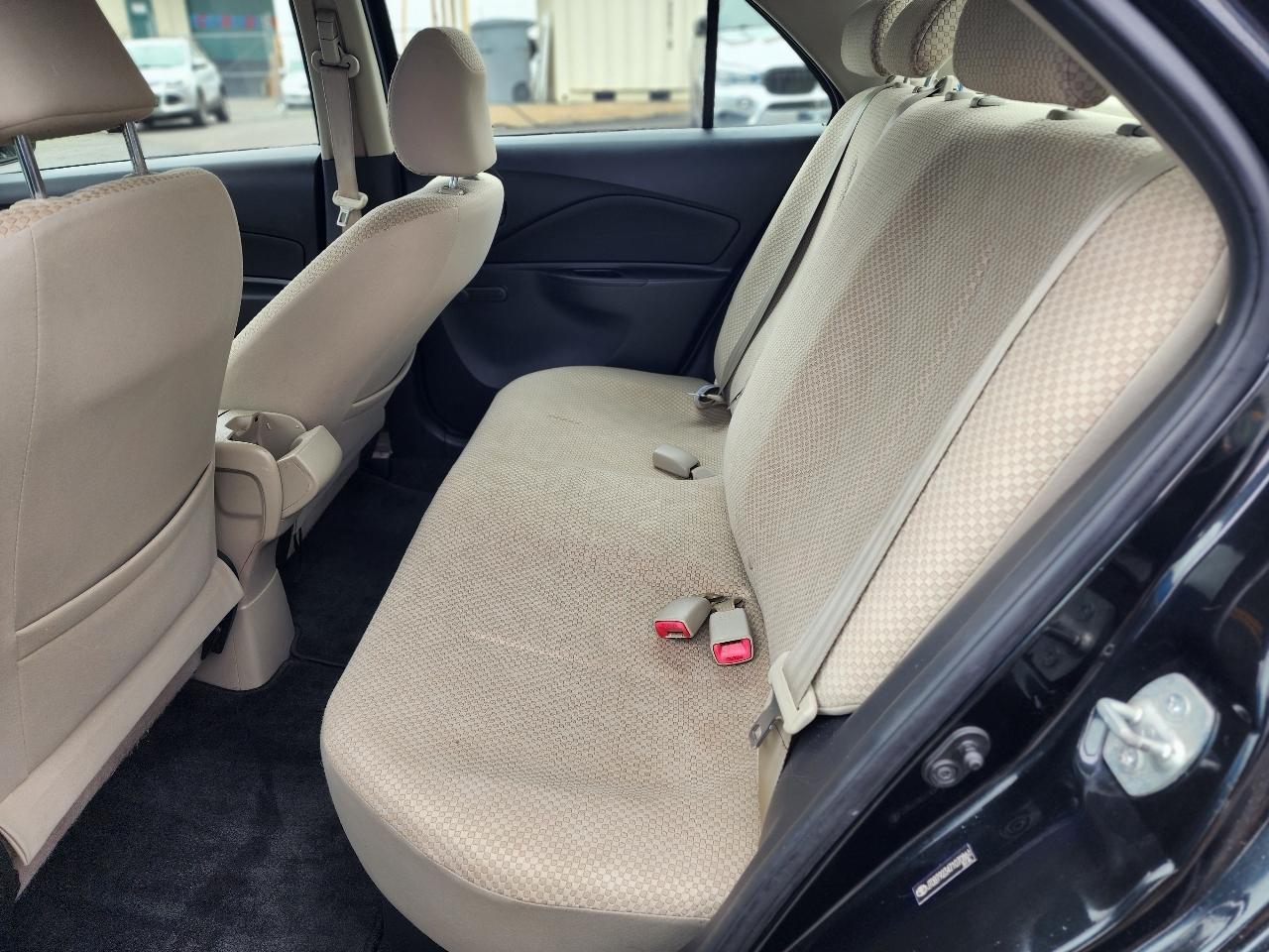 Toyota Yaris 4dr Sdn Auto Base (Natl) 2007