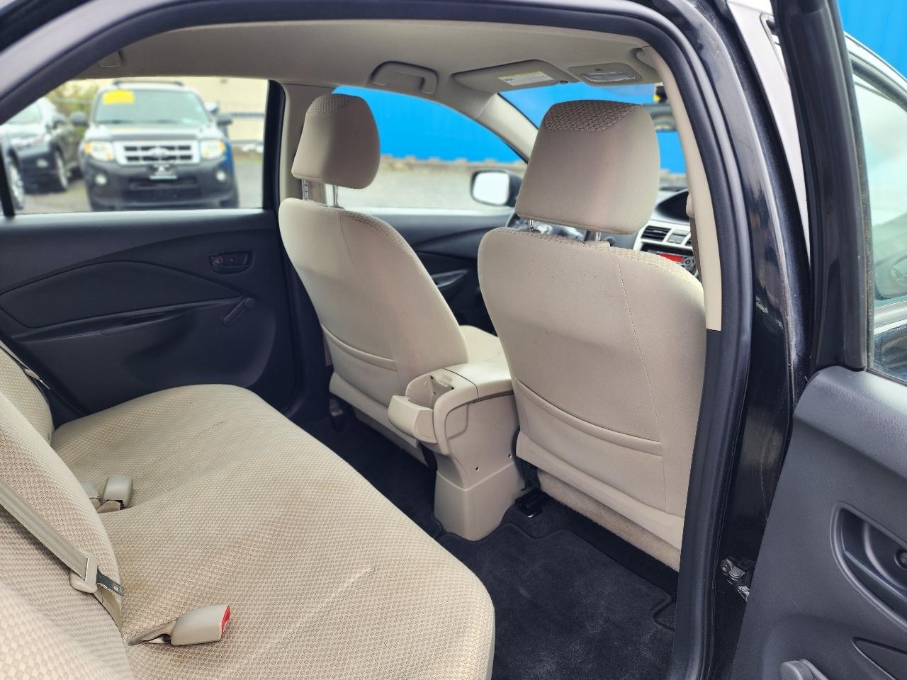 Toyota Yaris 4dr Sdn Auto Base (Natl) 2007