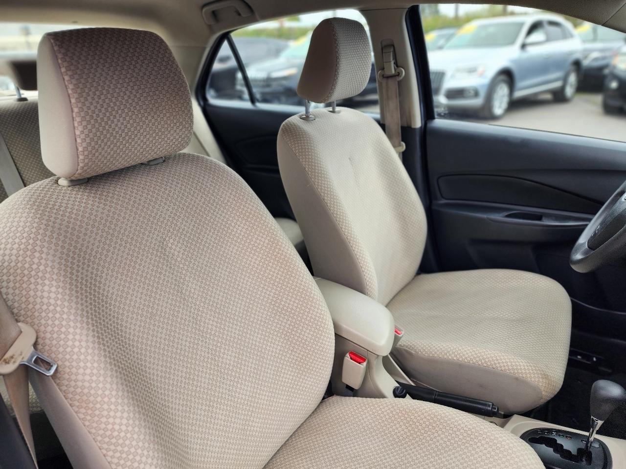 Toyota Yaris 4dr Sdn Auto Base (Natl) 2007