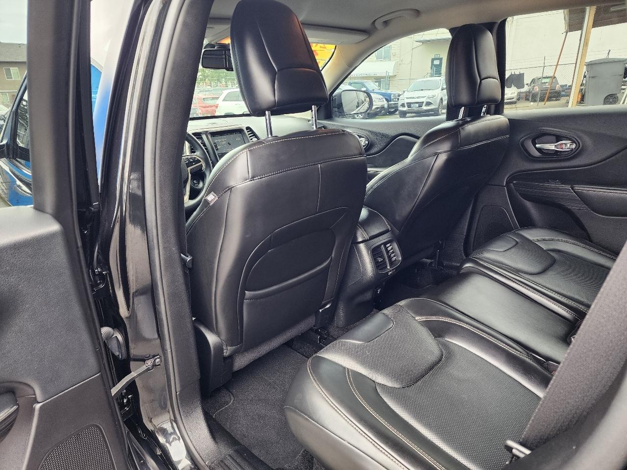 Jeep Cherokee 4WD 4dr Limited 2015