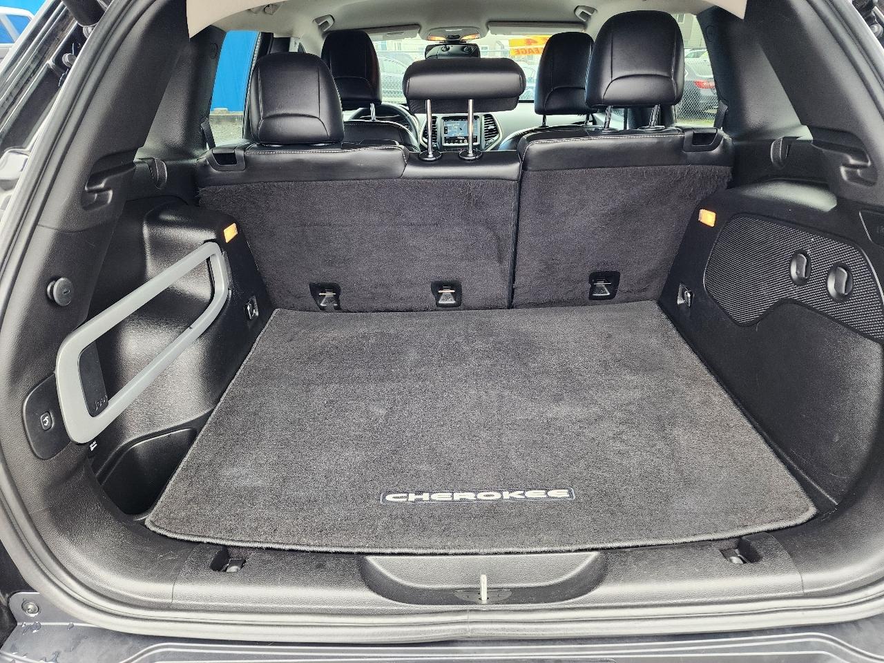 Jeep Cherokee 4WD 4dr Limited 2015