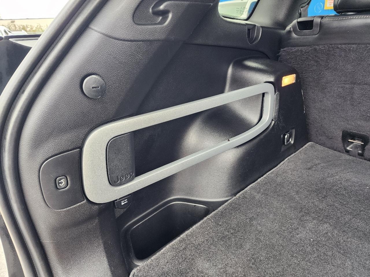 Jeep Cherokee 4WD 4dr Limited 2015