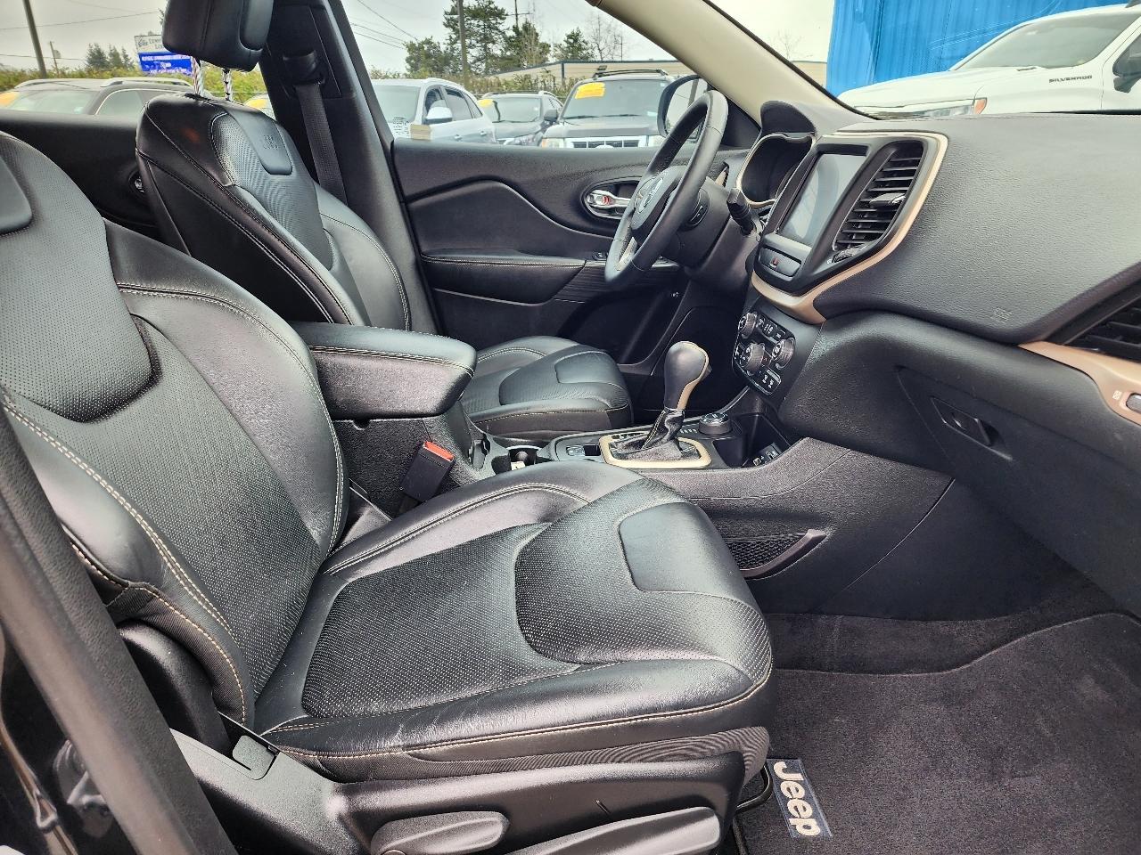 Jeep Cherokee 4WD 4dr Limited 2015