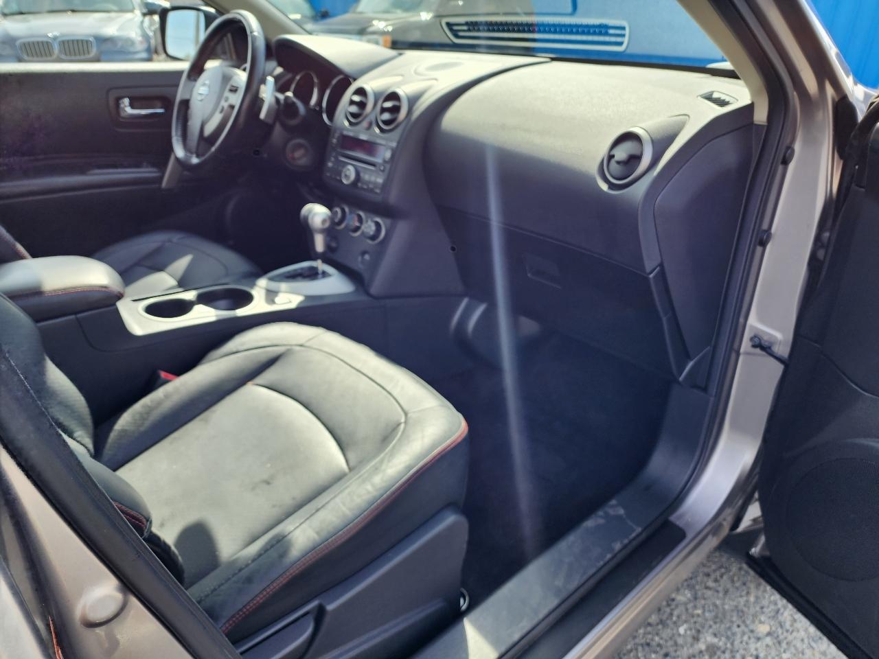 Nissan Rogue S AWD 2009