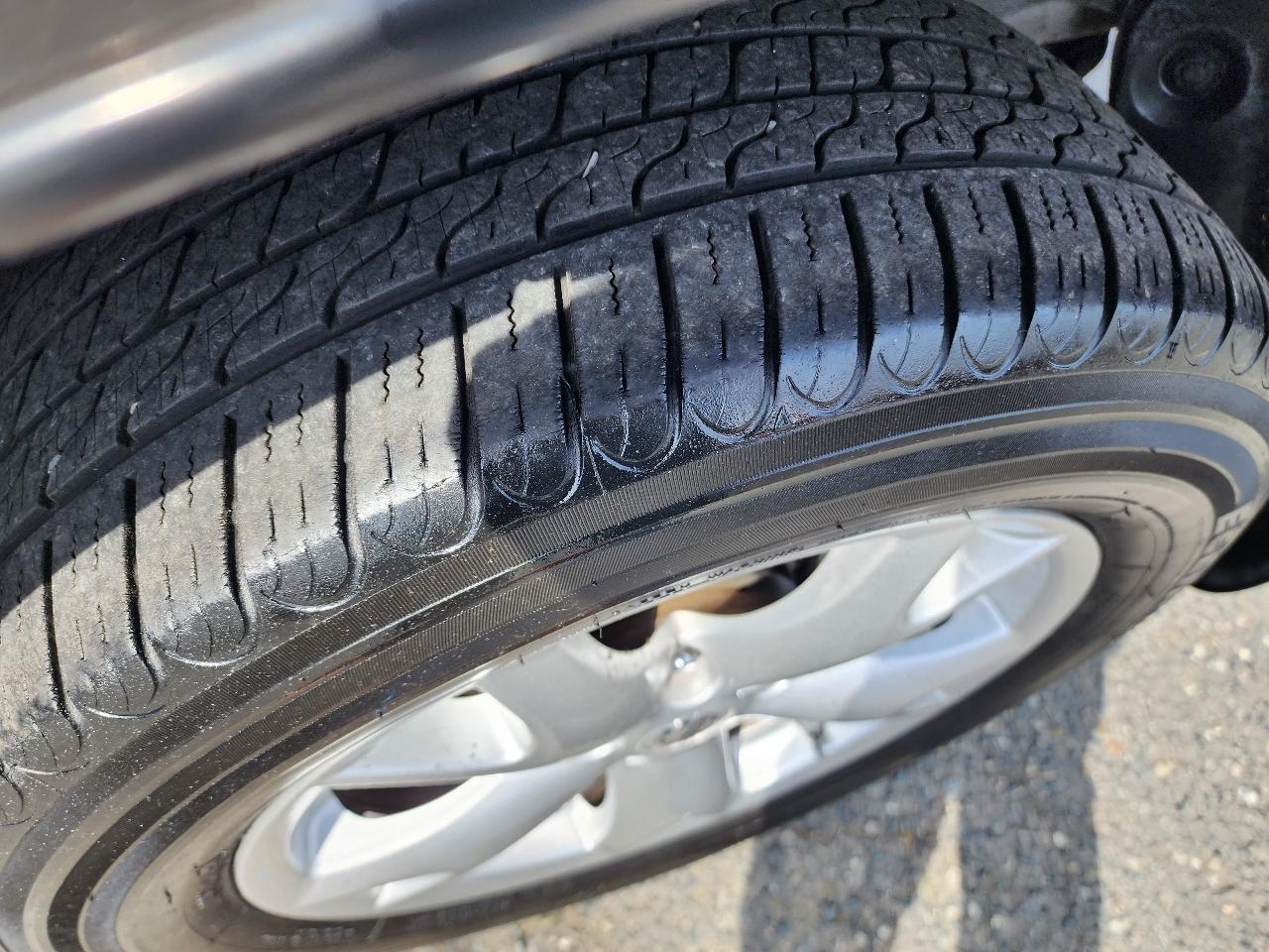 Nissan Rogue S AWD 2009