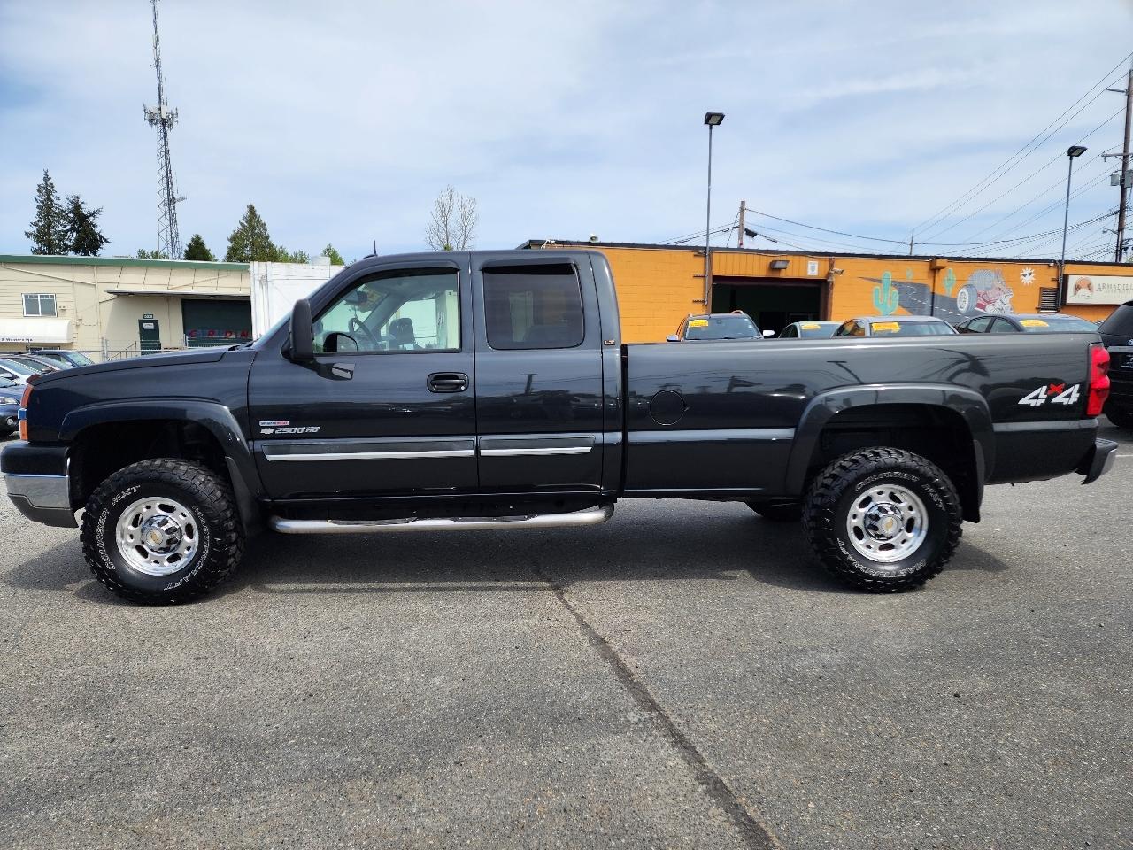 Chevrolet Silverado 2500HD LT Ext. Cab 4WD 2004