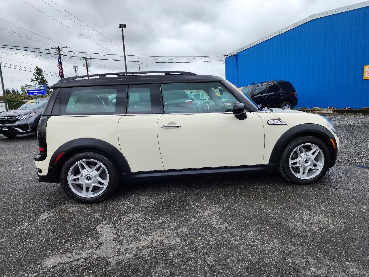 MINI Cooper Clubman S 2010