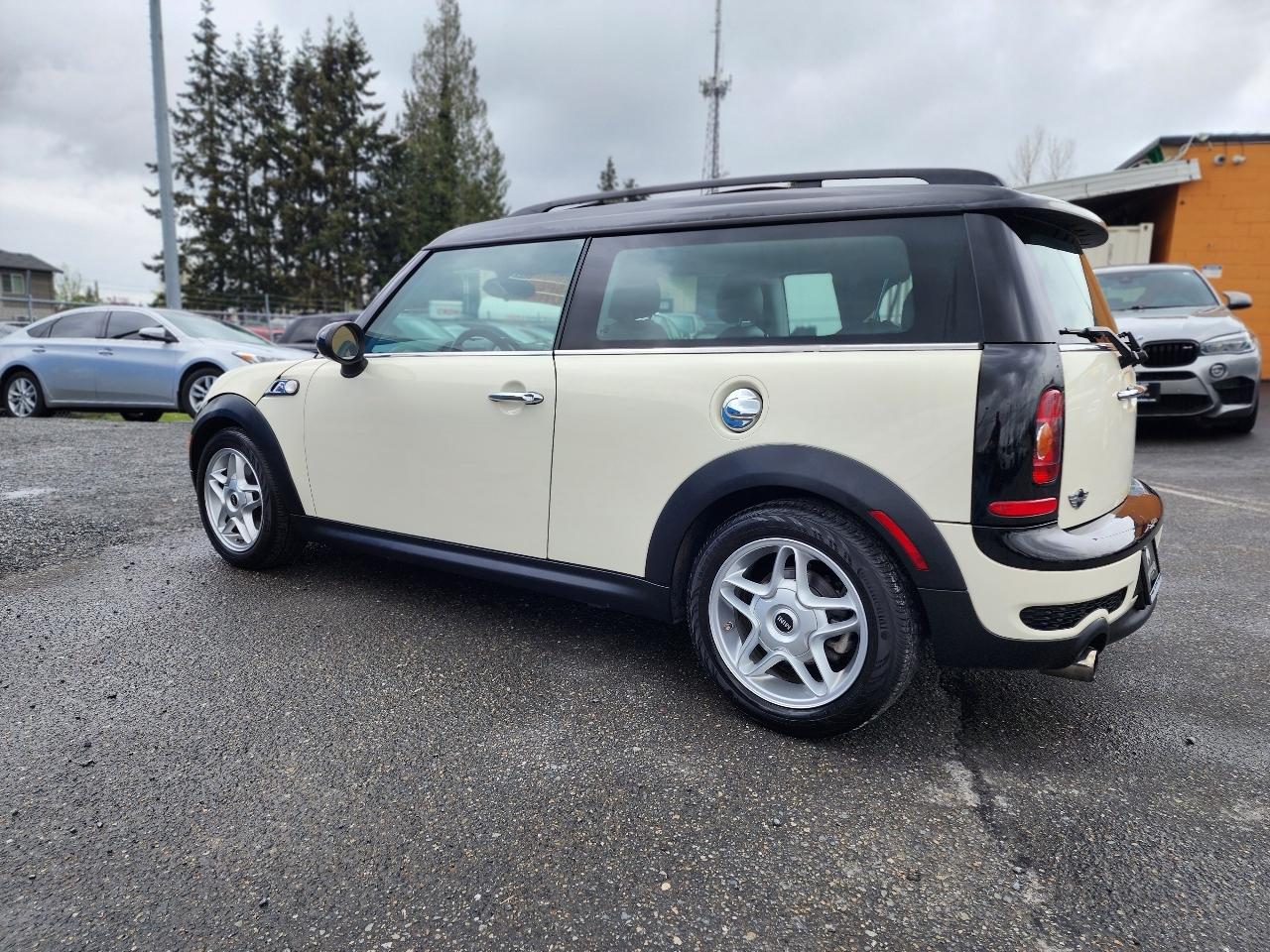 MINI Cooper Clubman S 2010