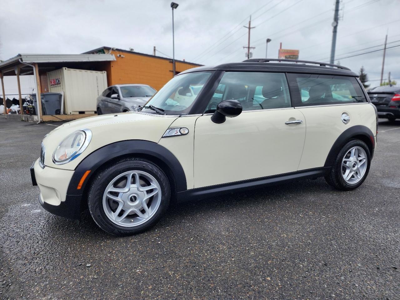 MINI Cooper Clubman S 2010