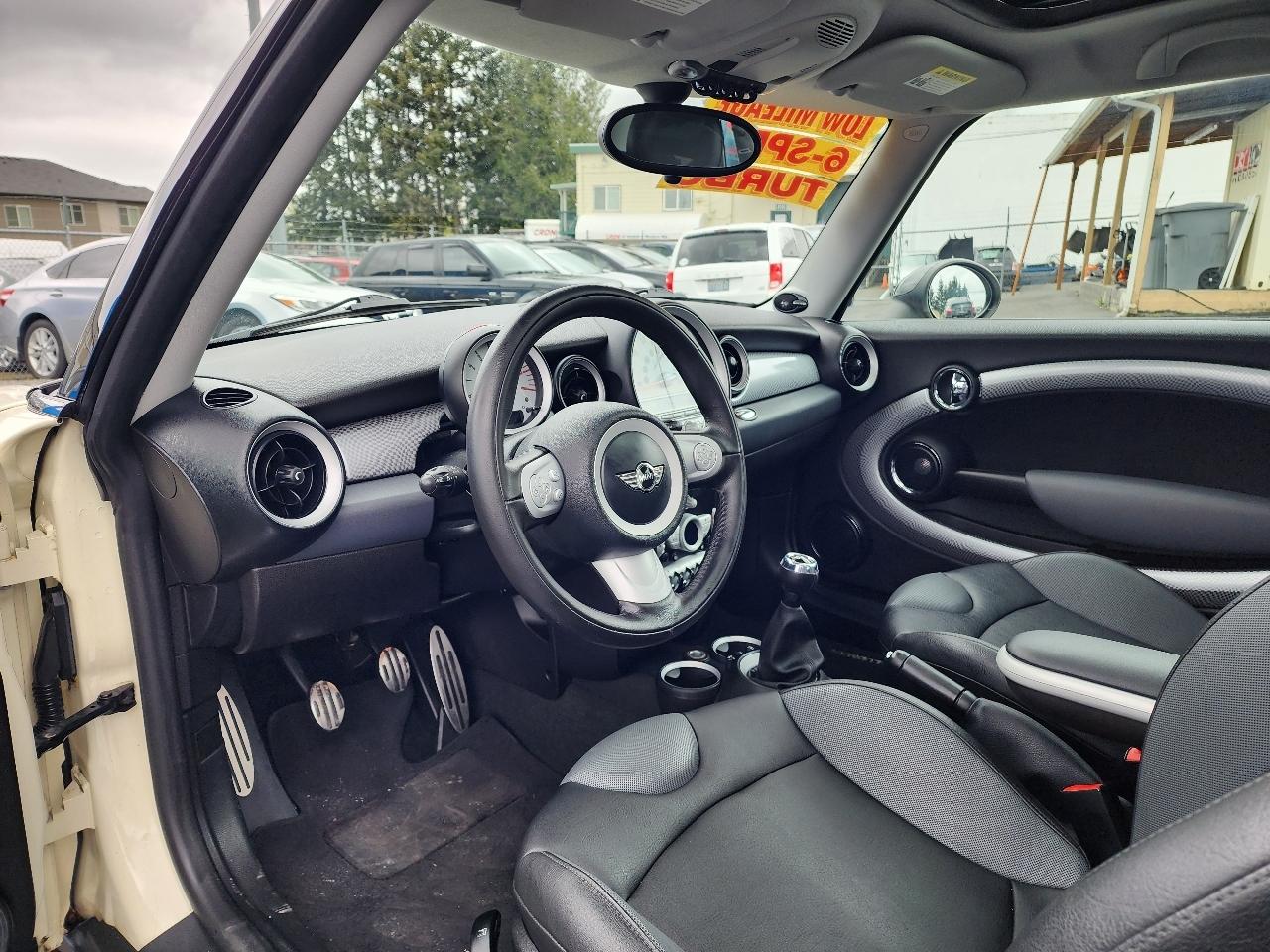 MINI Cooper Clubman S 2010