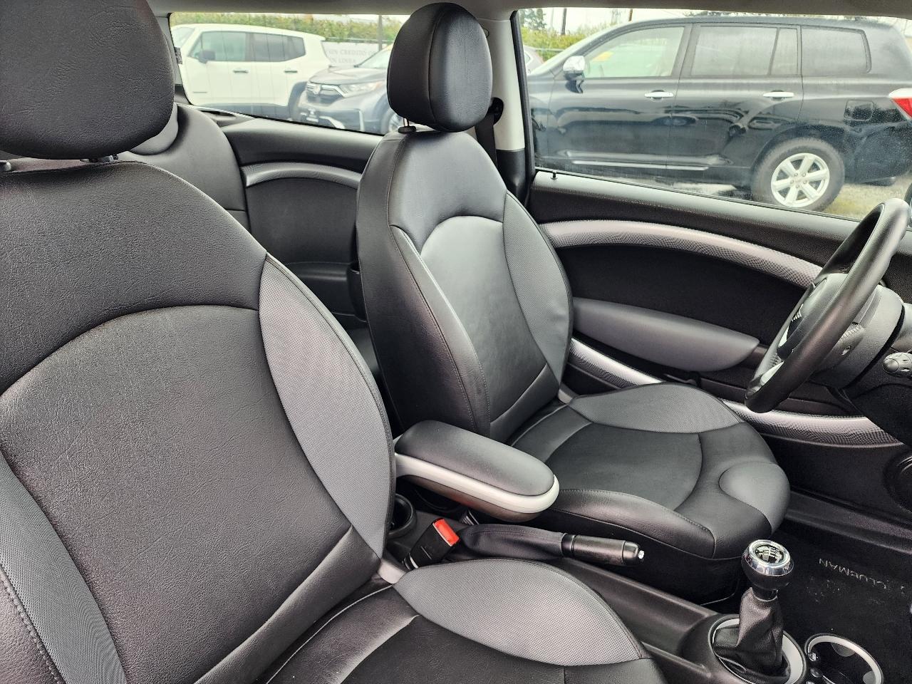 MINI Cooper Clubman S 2010