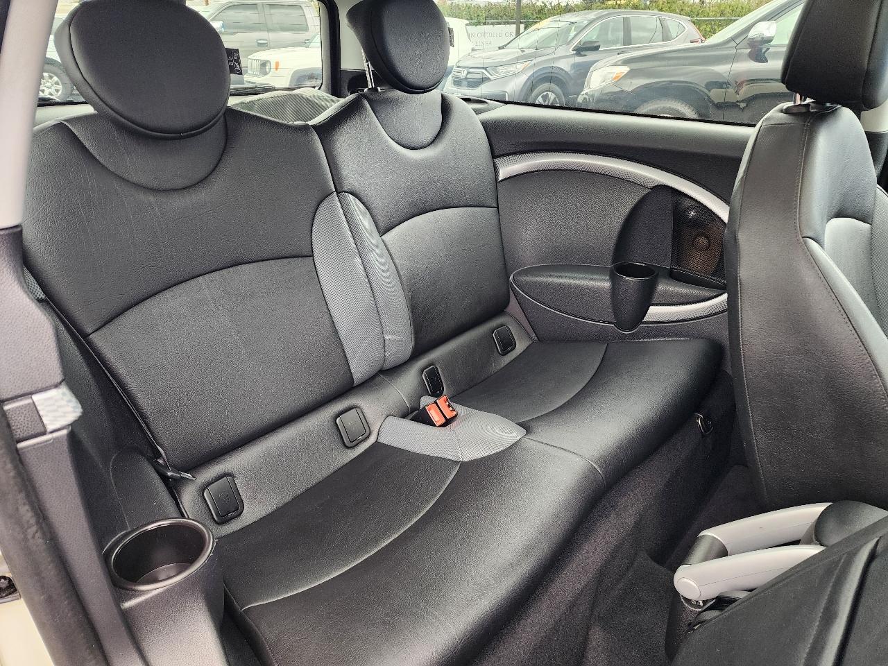 MINI Cooper Clubman S 2010