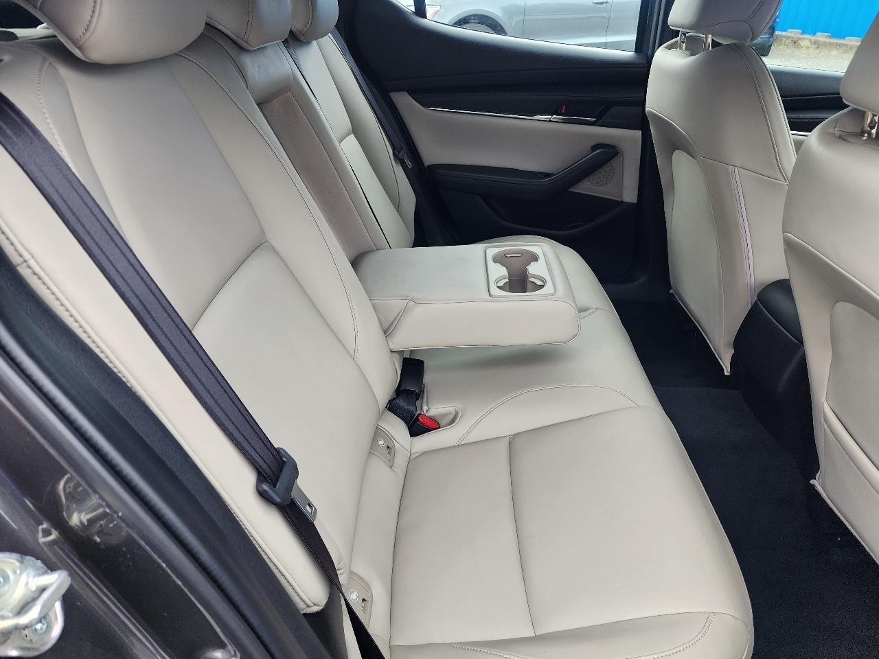 Mazda Mazda3 Hatchback  2019