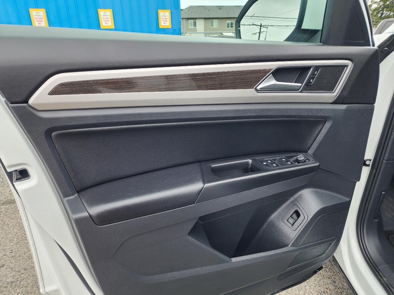 Volkswagen Atlas 3.6L V6 SEL 4MOTION 2018