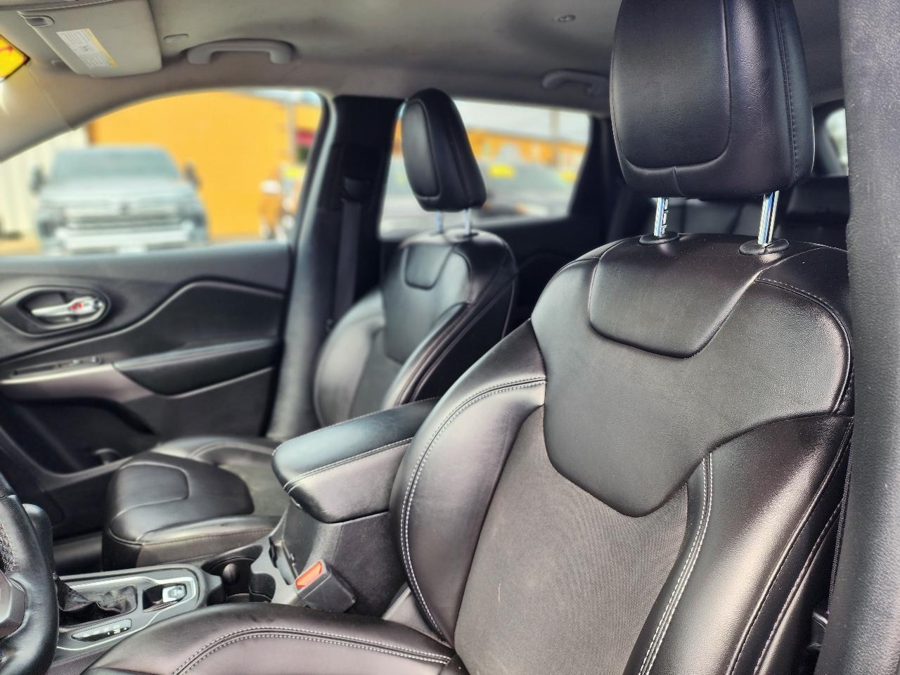 Jeep Cherokee Latitude Plus 4x4 2020