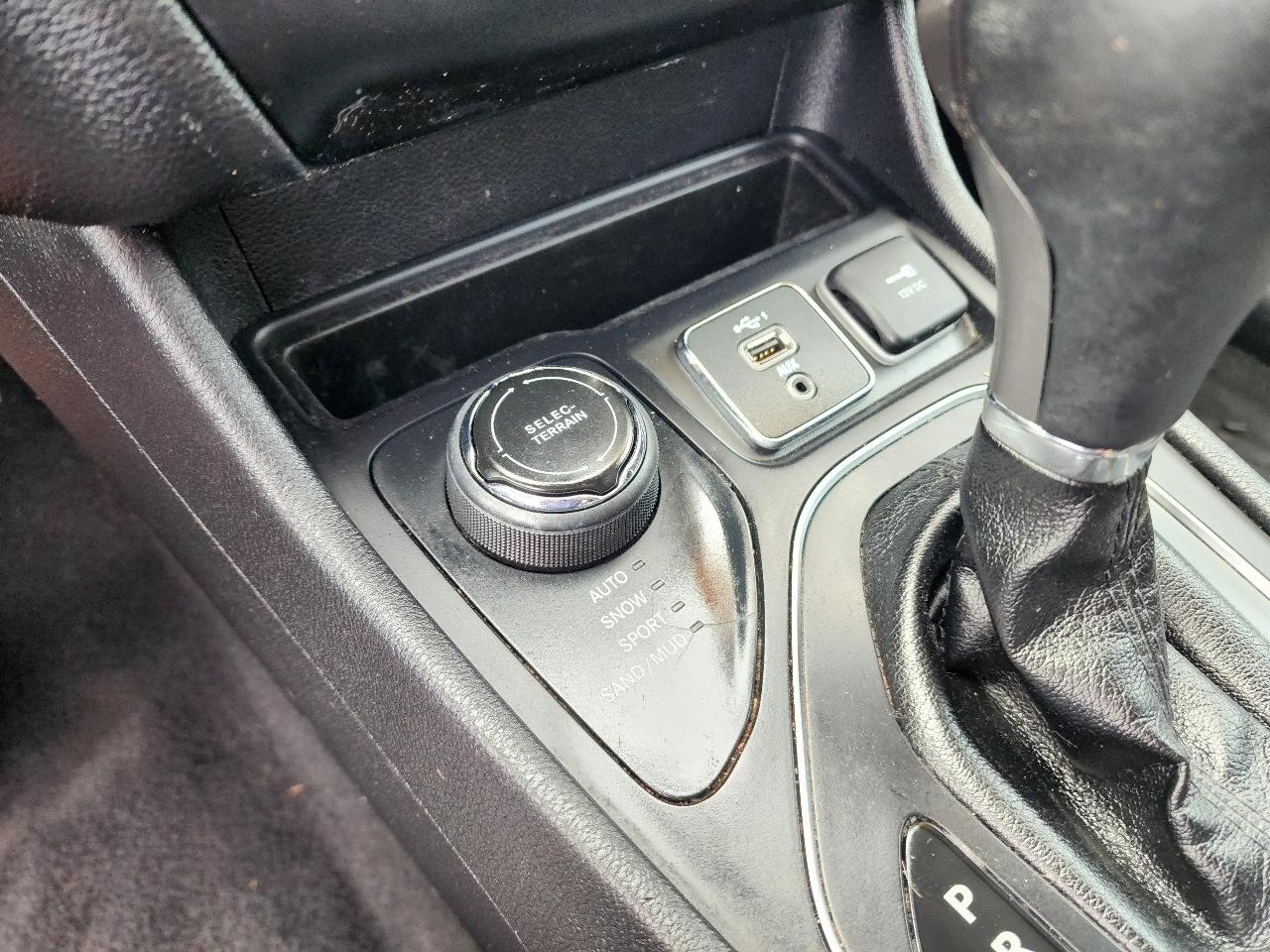 Jeep Cherokee Latitude Plus 4x4 2020