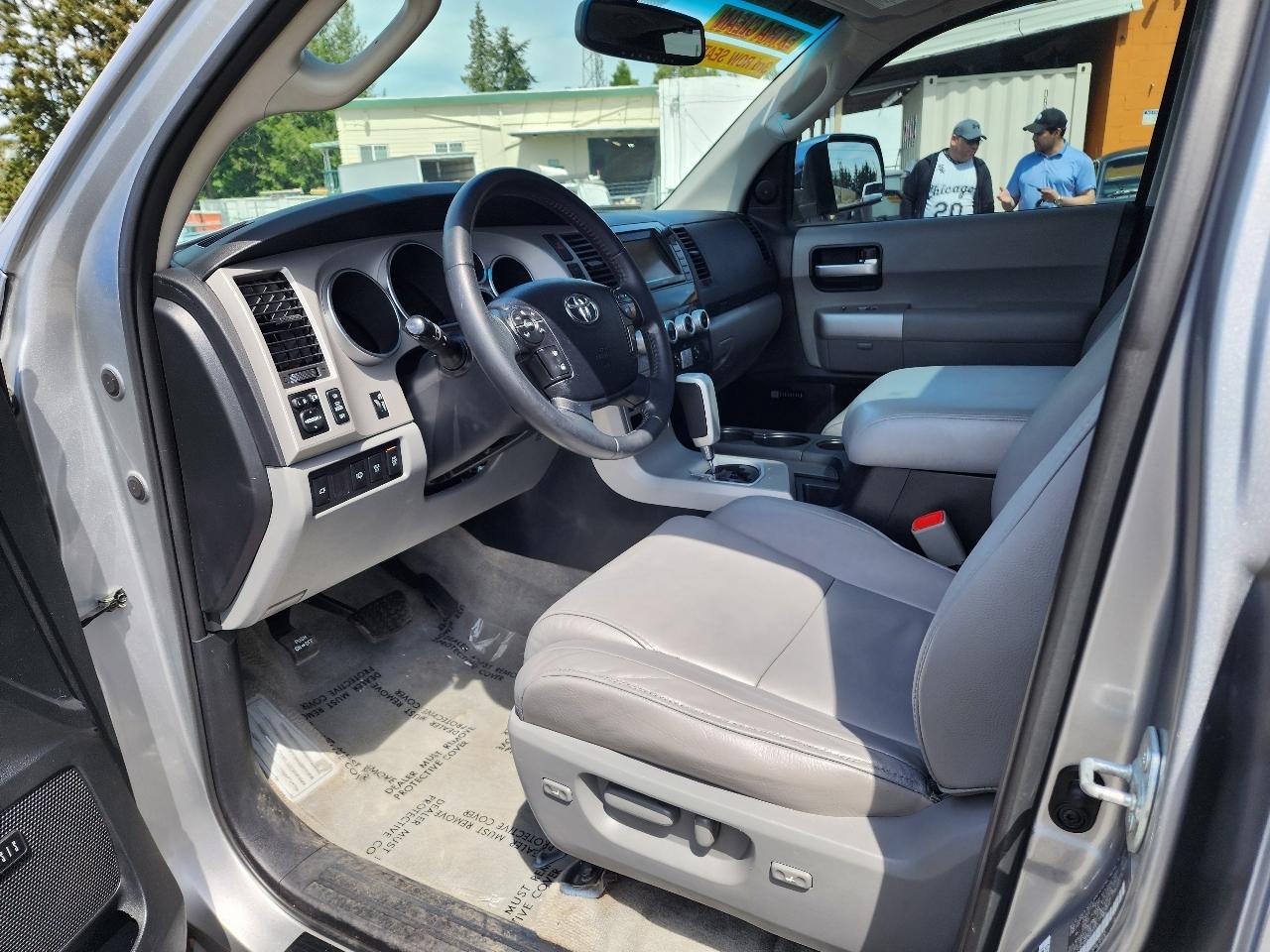 Toyota Sequoia Limited 2008