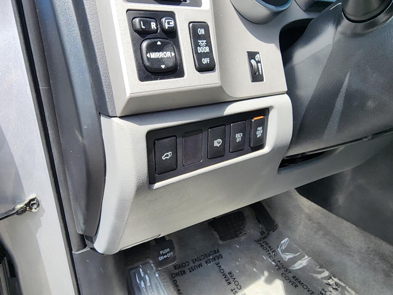 Toyota Sequoia Limited 2008