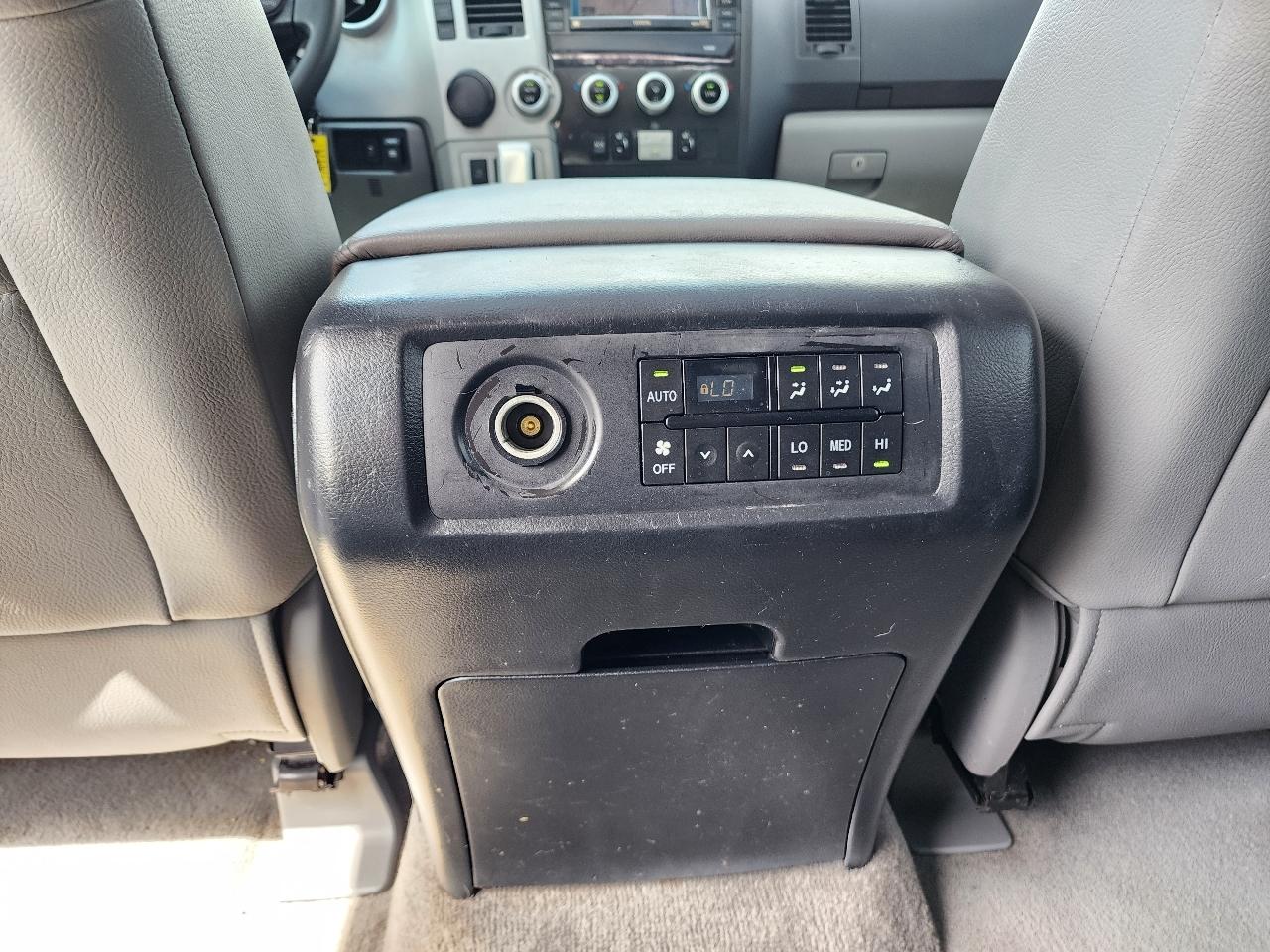 Toyota Sequoia Limited 2008