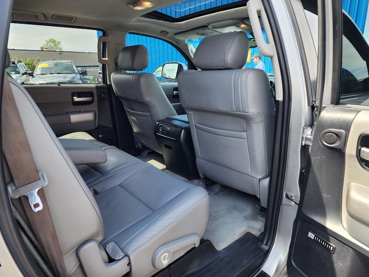 Toyota Sequoia Limited 2008