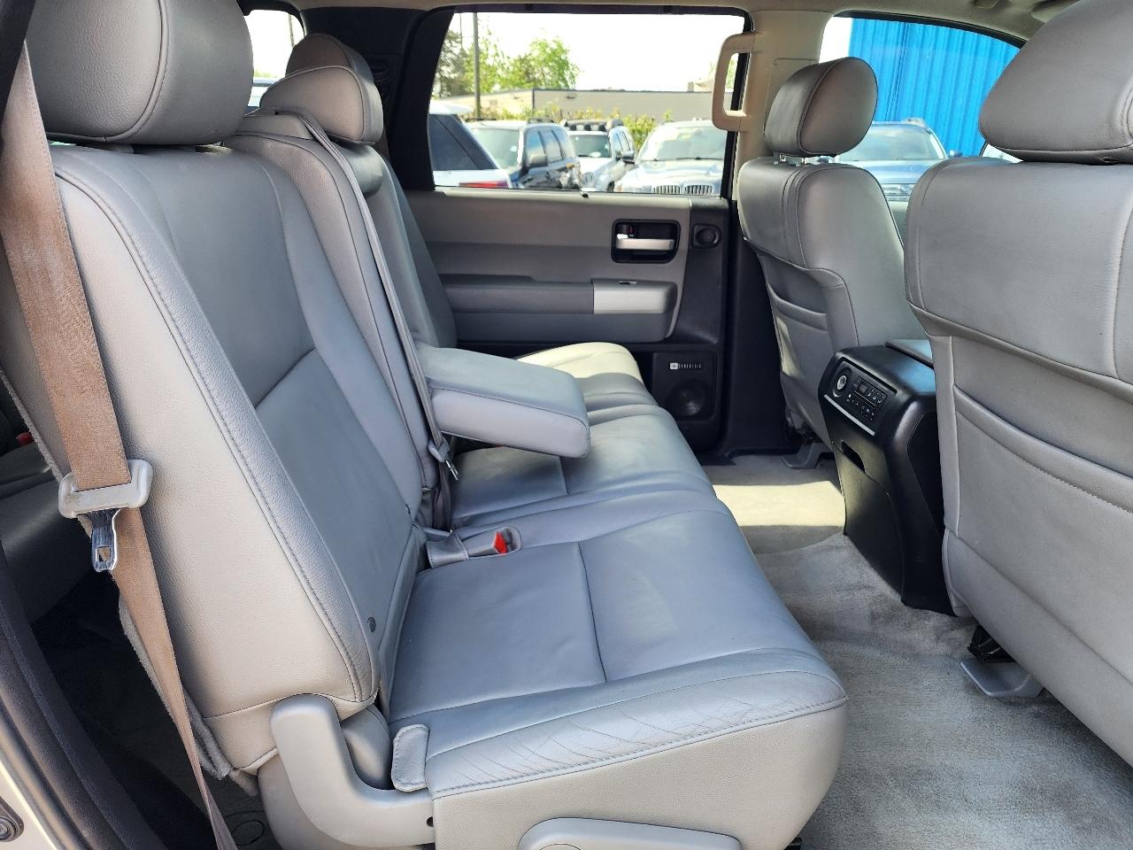 Toyota Sequoia Limited 2008
