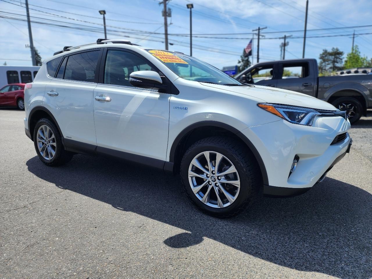 Toyota RAV4 Hybrid Limited AWD 2017