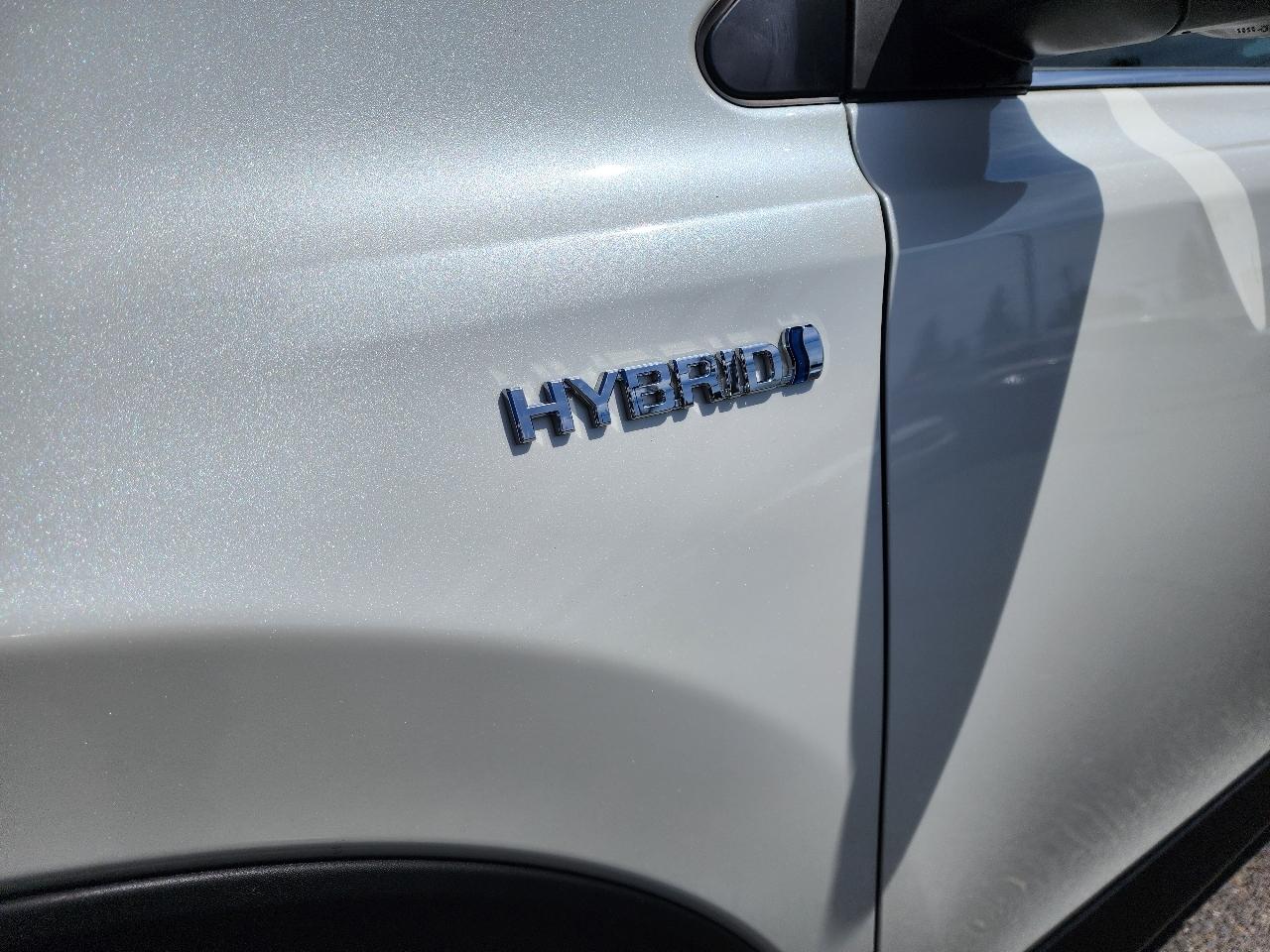 Toyota RAV4 Hybrid Limited AWD 2017