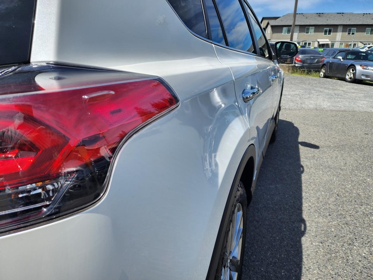 Toyota RAV4 Hybrid Limited AWD 2017