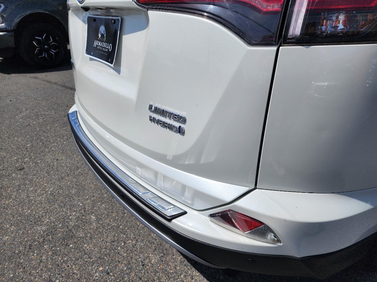 Toyota RAV4 Hybrid Limited AWD 2017