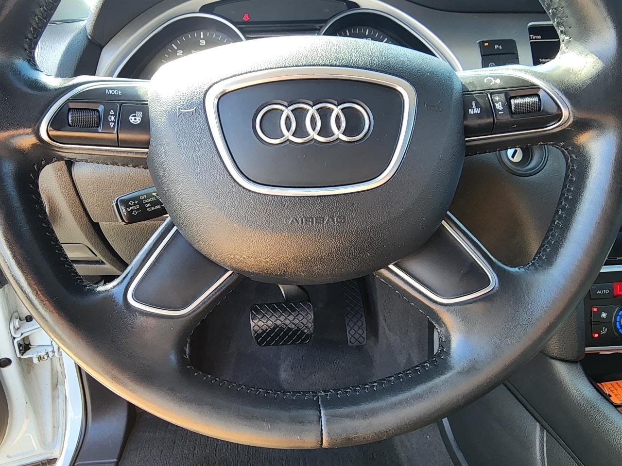 Audi Q7  2015