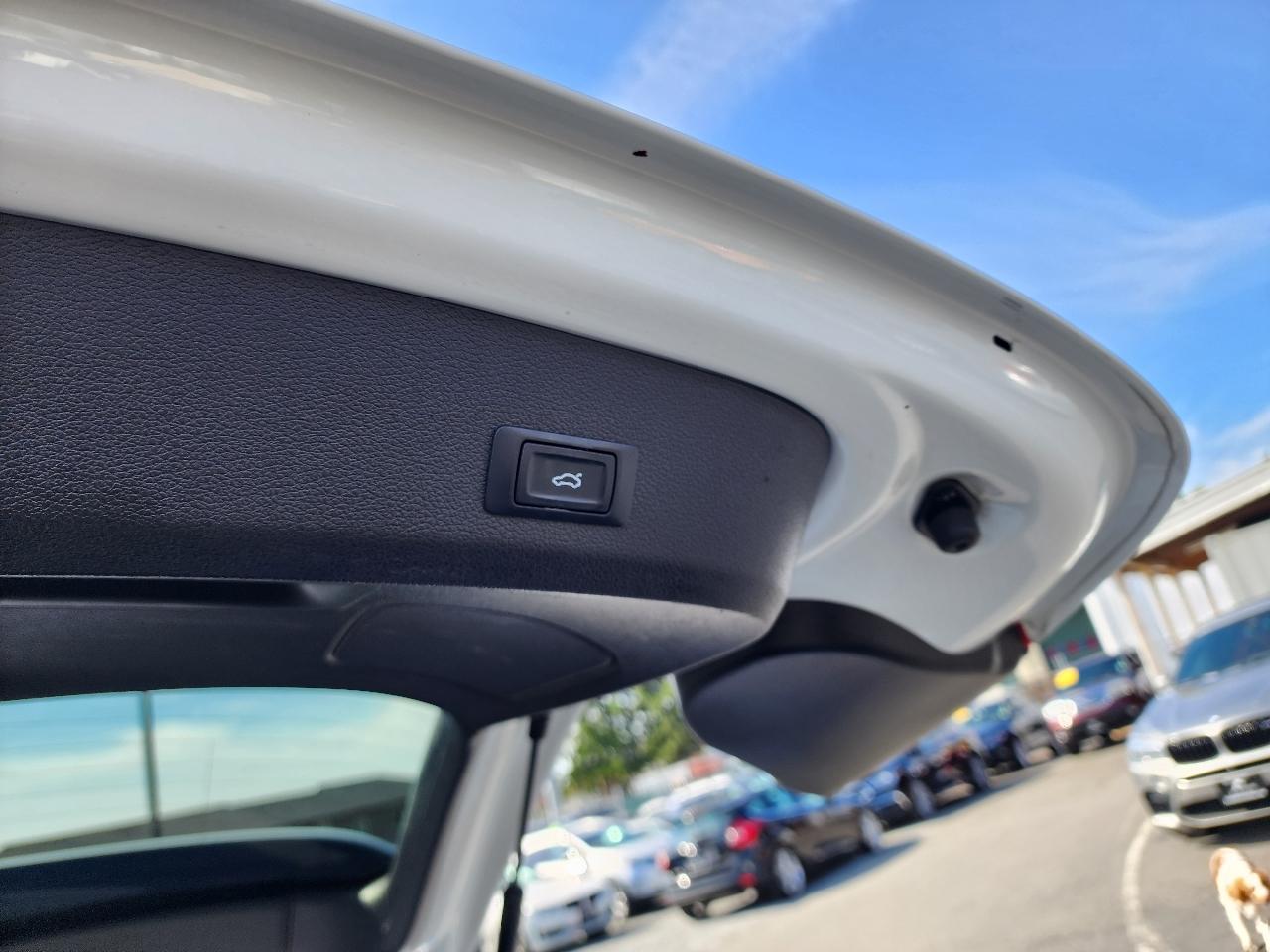 Audi Q7  2015