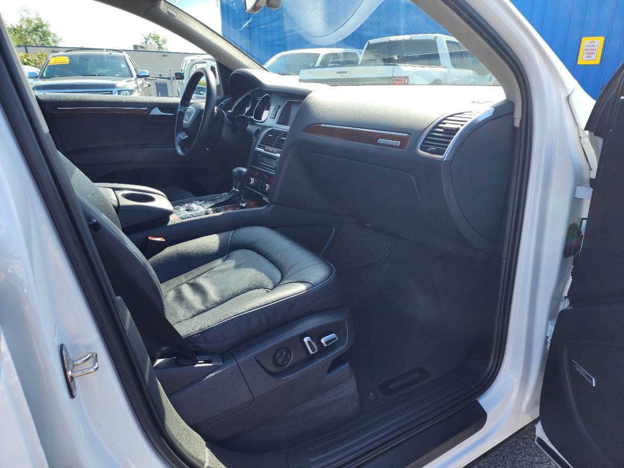 Audi Q7  2015