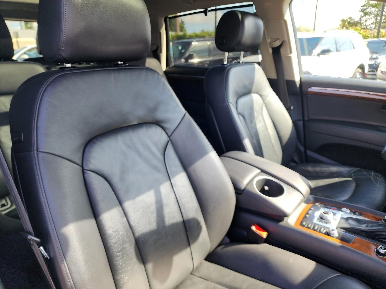 Audi Q7  2015